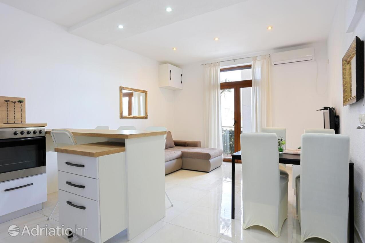 Apartments Bagaric Трогир Екстериор снимка