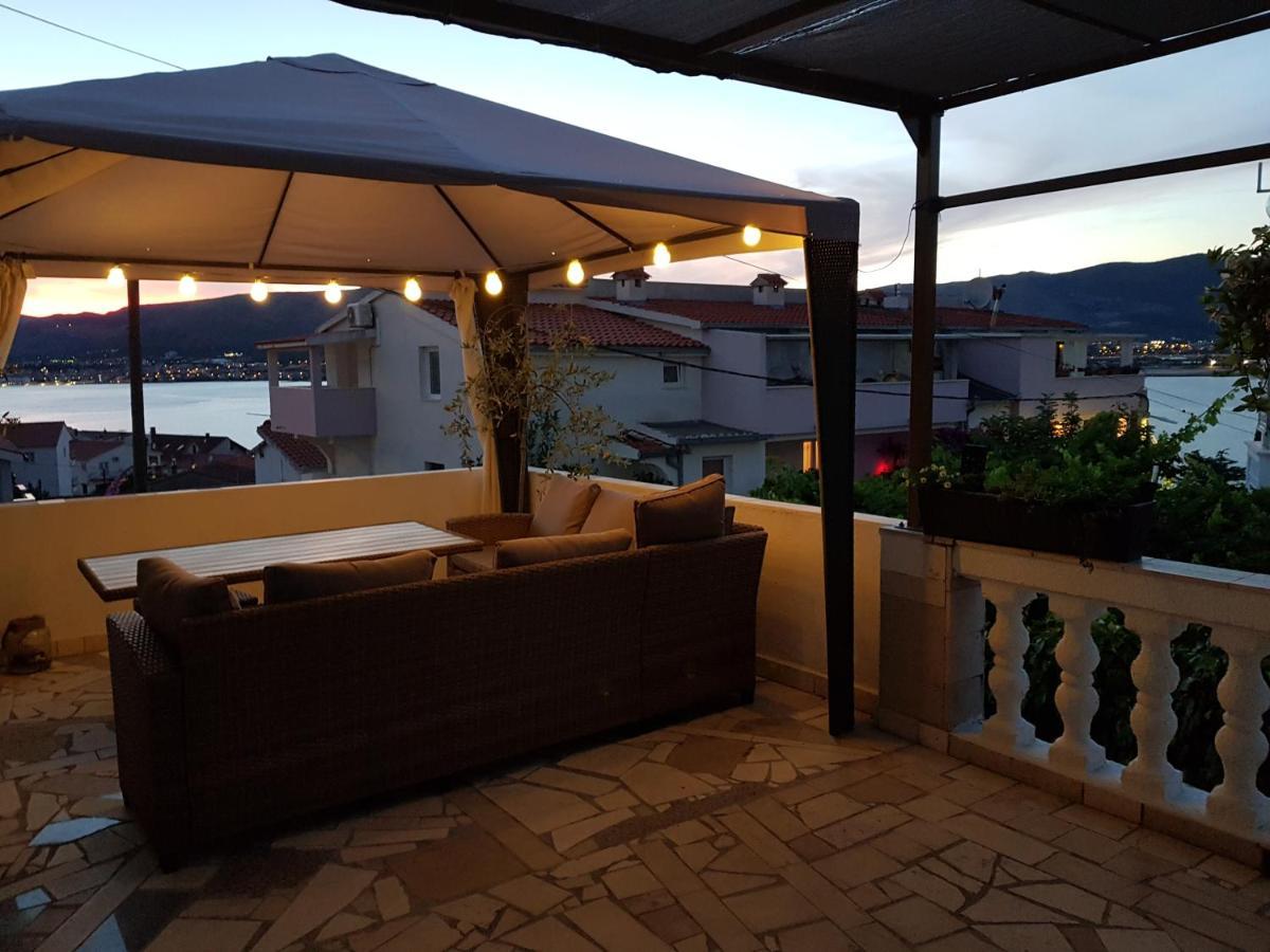 Apartments Bagaric Трогир Екстериор снимка